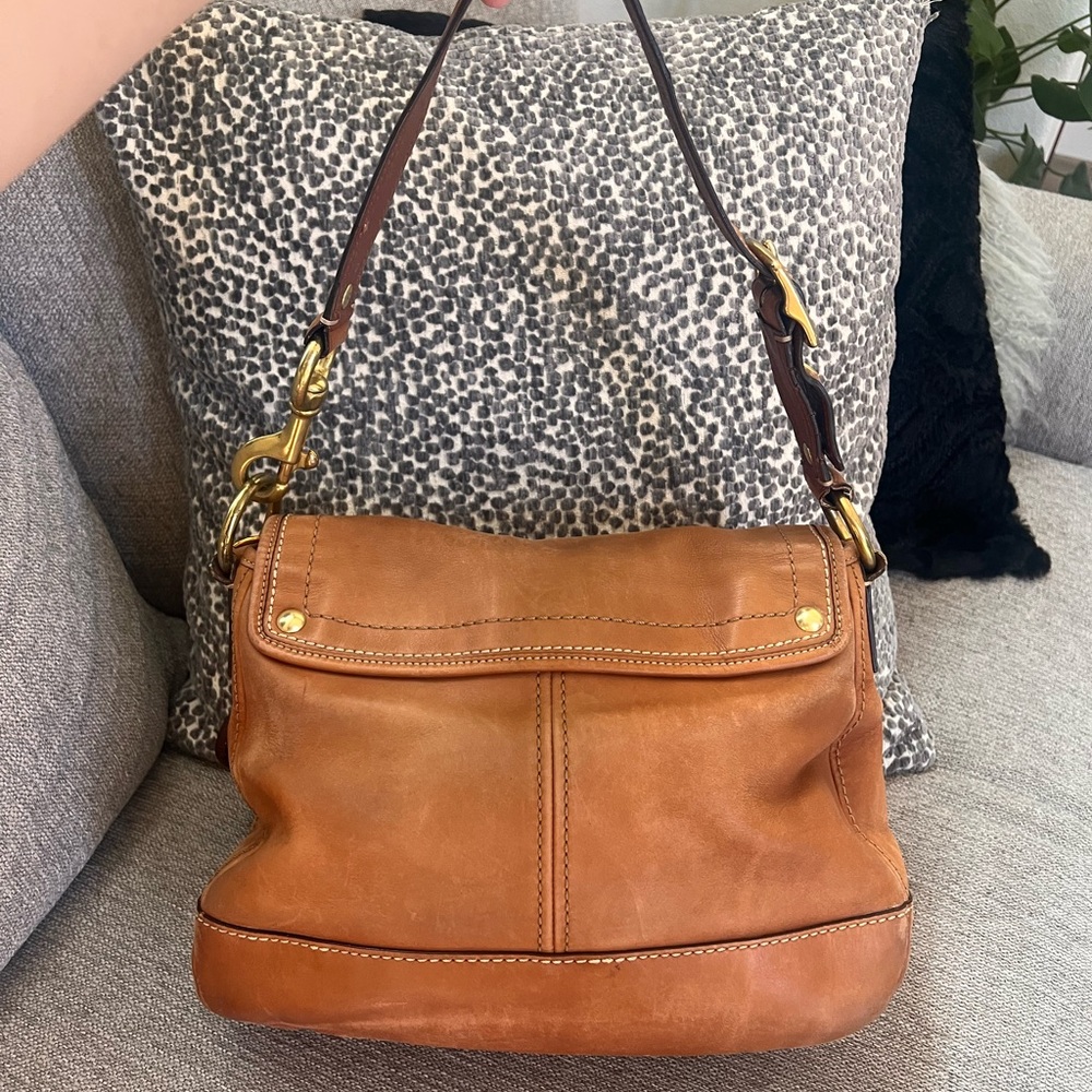 Vintage Coach Legacy Brown Leather Shoulder Bag Flap Bag Turn Lock - Picture 10 of 12